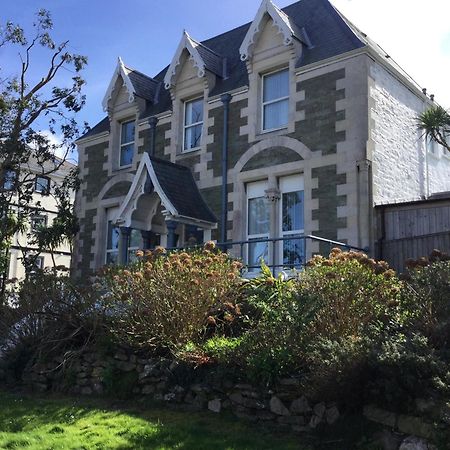 Armyn House Apartments, Your Coastal Escape In 法尔茅斯 外观 照片
