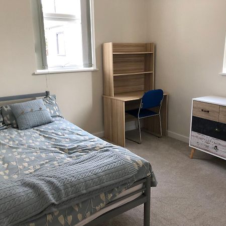 Armyn House Apartments, Your Coastal Escape In 法尔茅斯 外观 照片