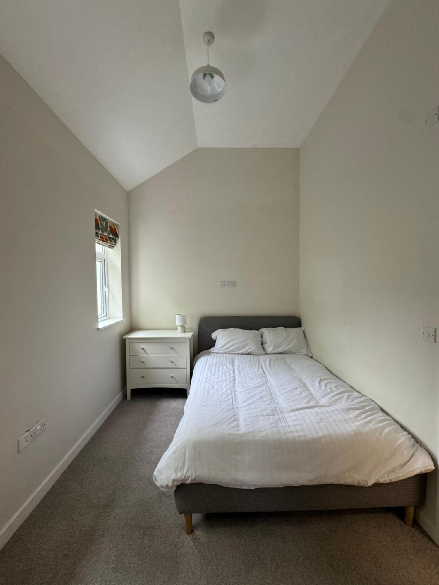 Armyn House Apartments, Your Coastal Escape In 法尔茅斯 外观 照片
