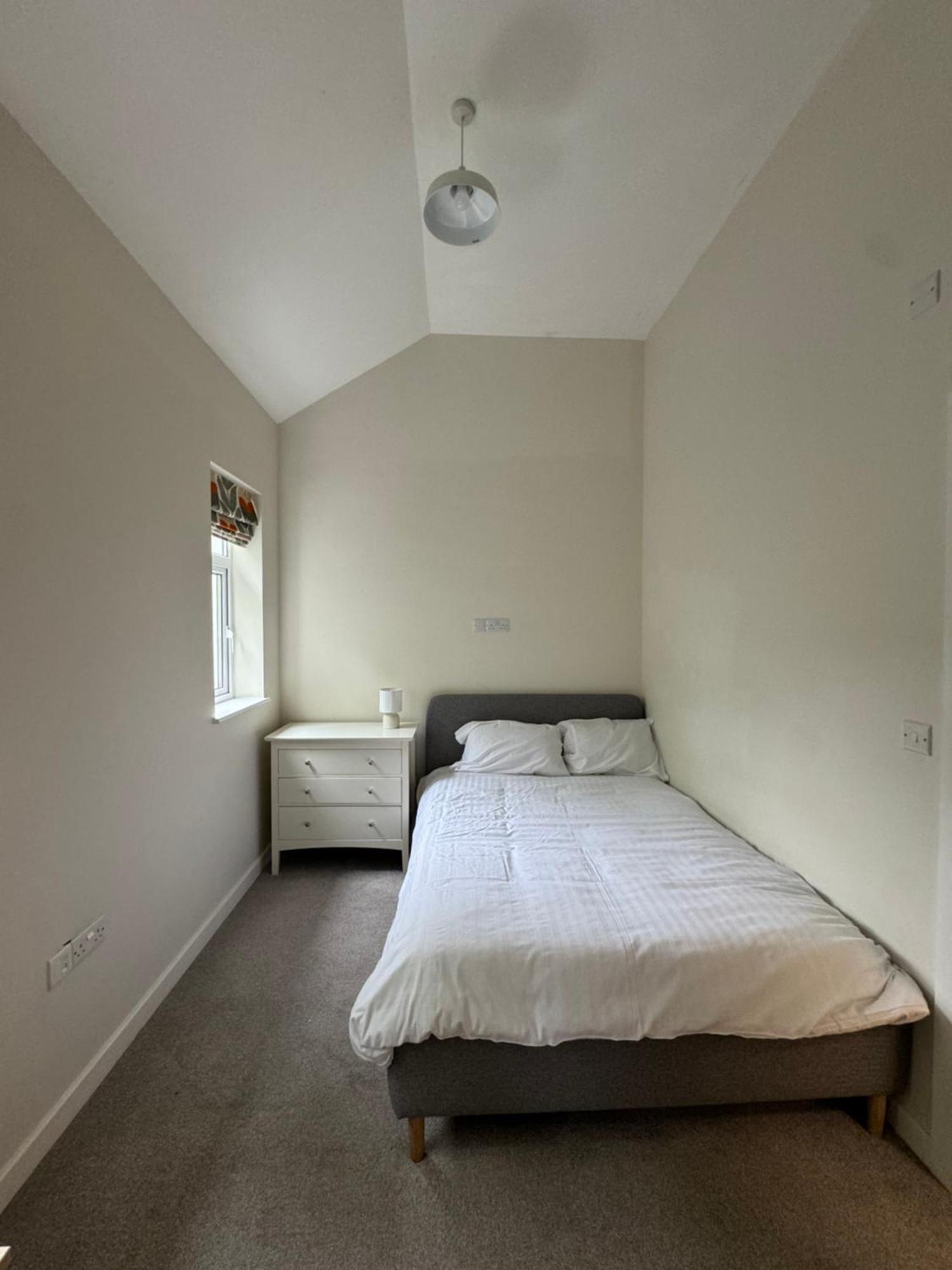 Armyn House Apartments, Your Coastal Escape In 法尔茅斯 外观 照片