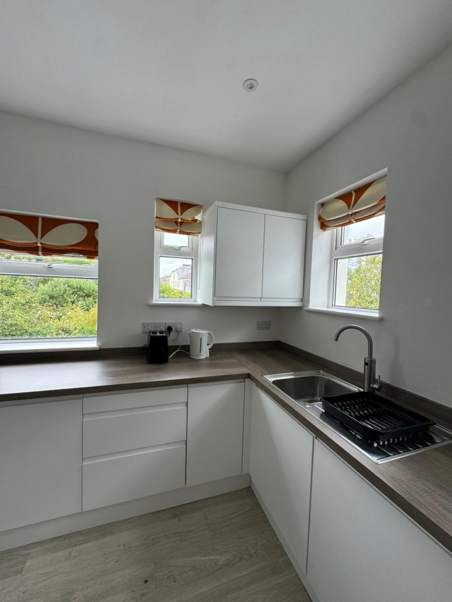 Armyn House Apartments, Your Coastal Escape In 法尔茅斯 外观 照片
