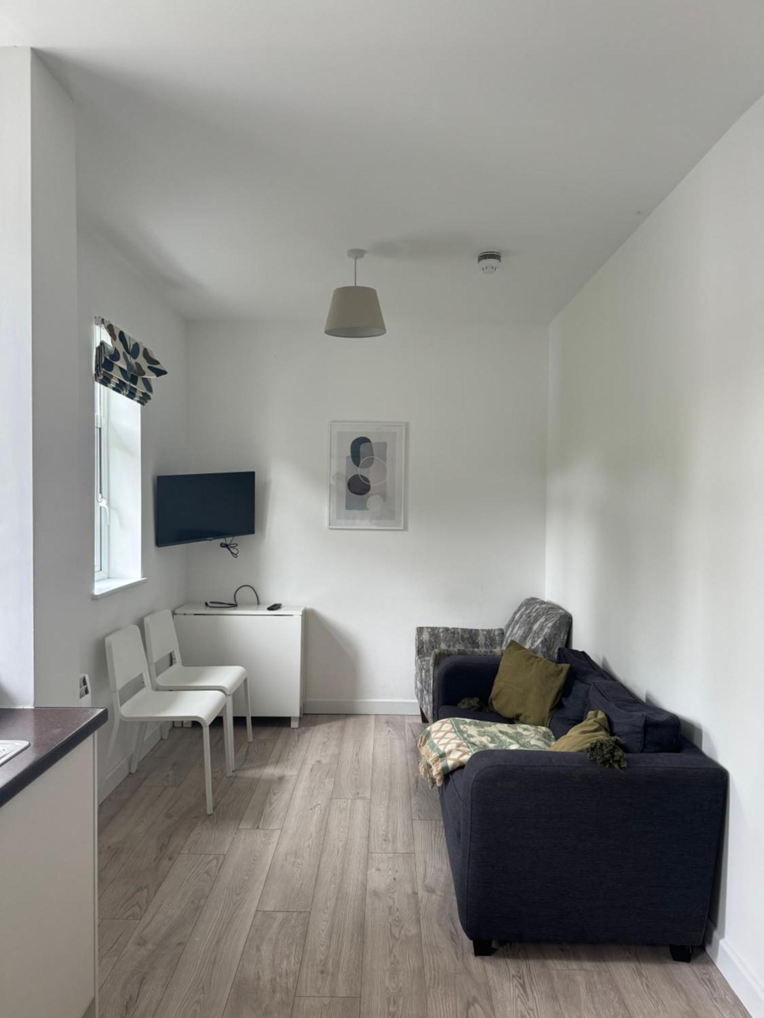 Armyn House Apartments, Your Coastal Escape In 法尔茅斯 外观 照片